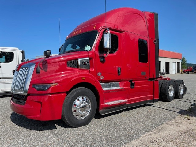 WESTERN STAR 57X 2025 ( 2 DISPONIBLES )